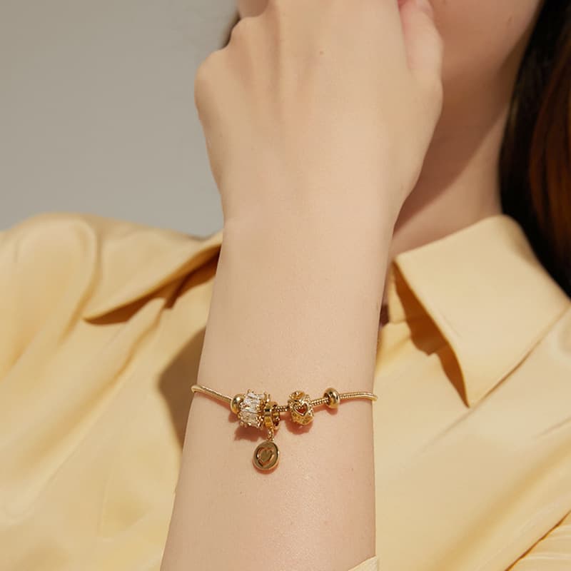 Pulseira de flor de zircônia feminina