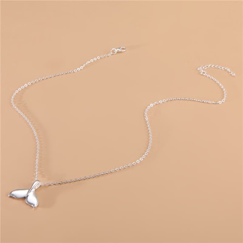 Colar com Pingente de Cauda de Sereia Feminino 4