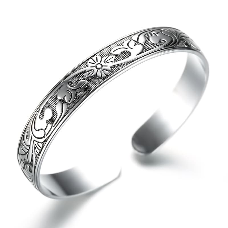 Pulseira feminina prateada com pingente de flor de ameixa e folha de videira. 3