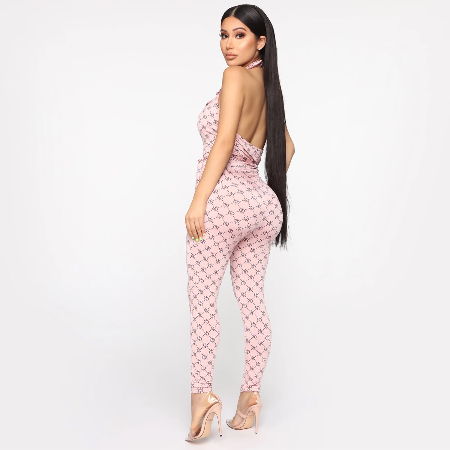 Macacão feminino estampado e sexy com decote halter 8