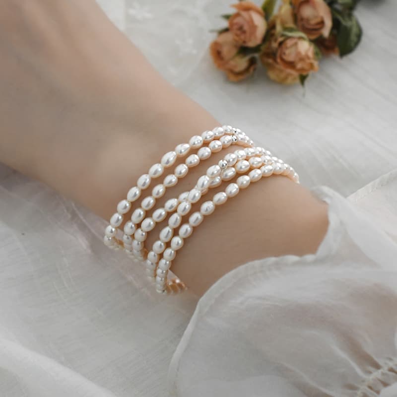 Pulseira elástica feminina