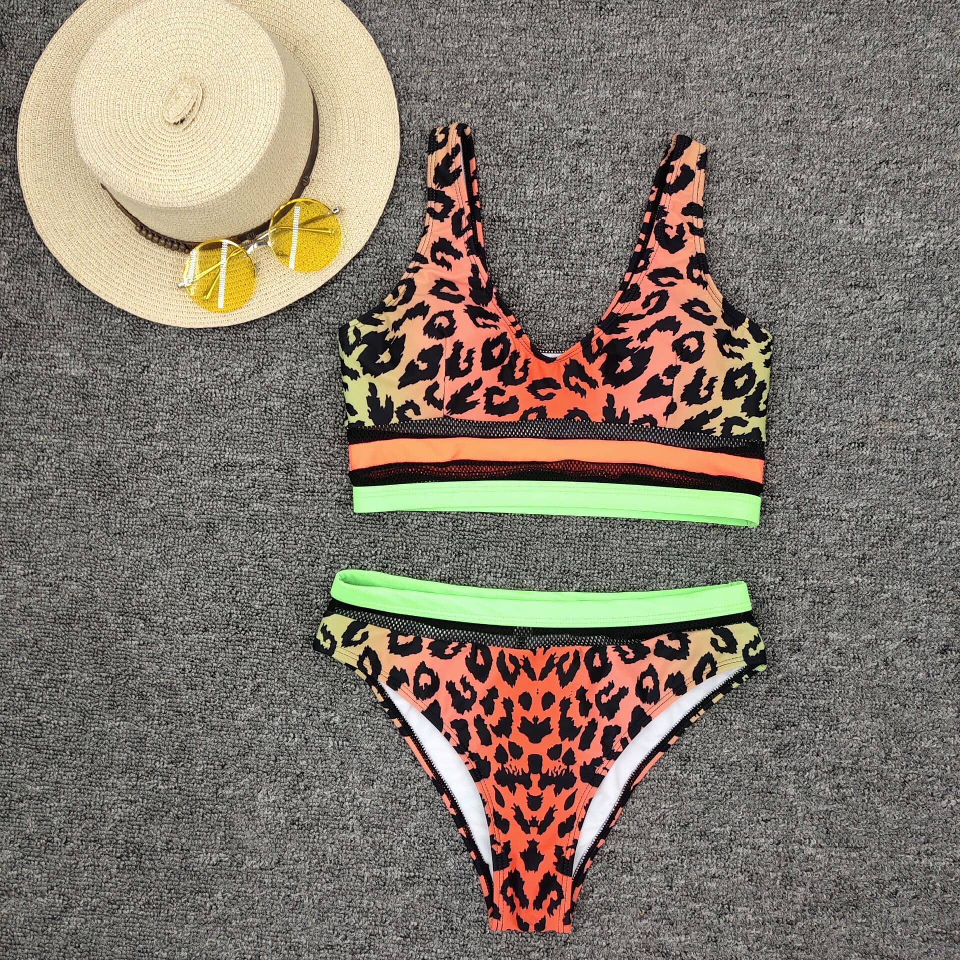 Biquíni Sexy Split Leopardo 3
