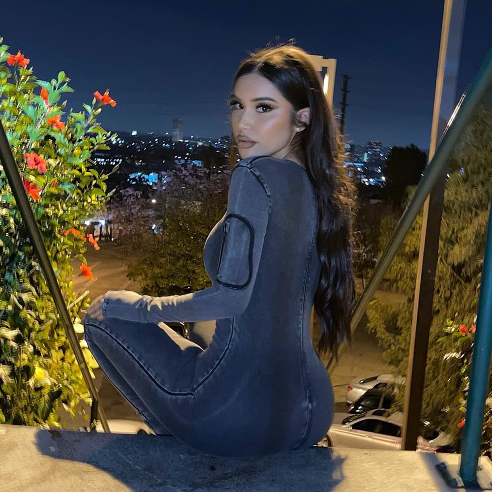 Macacão jeans justo para mulheres 6