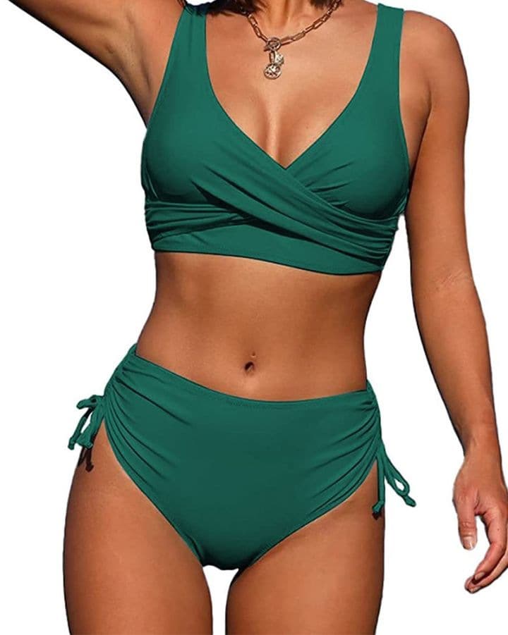 Biquíni feminino com alças finas 6