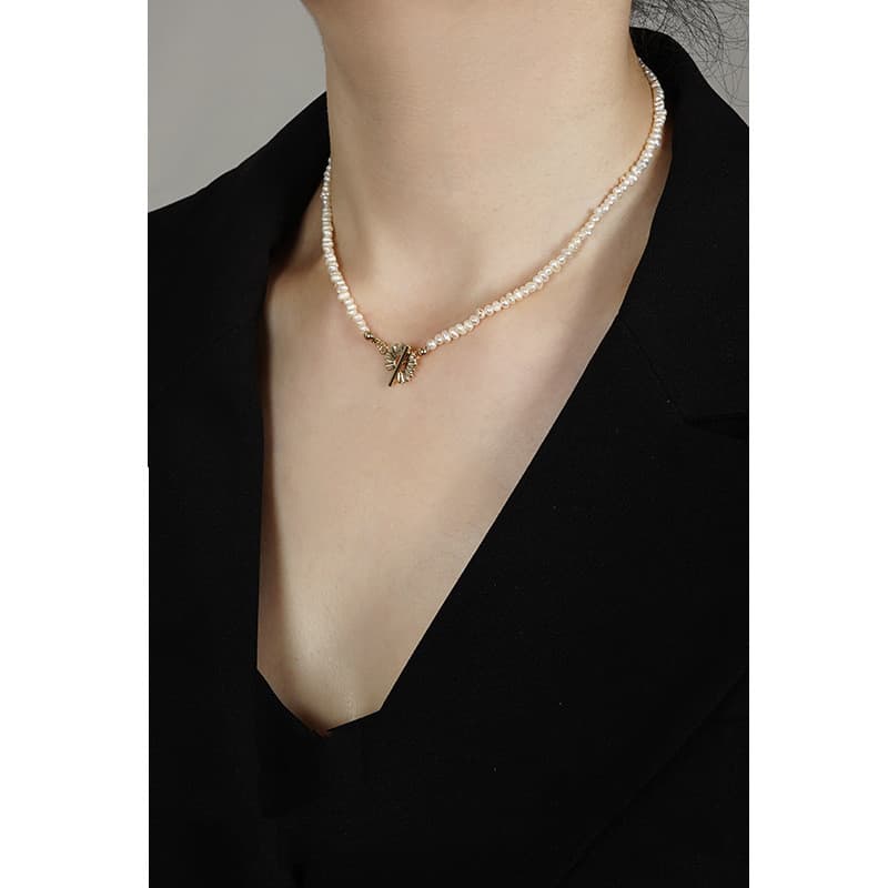 Colar de pérolas naturais feminino