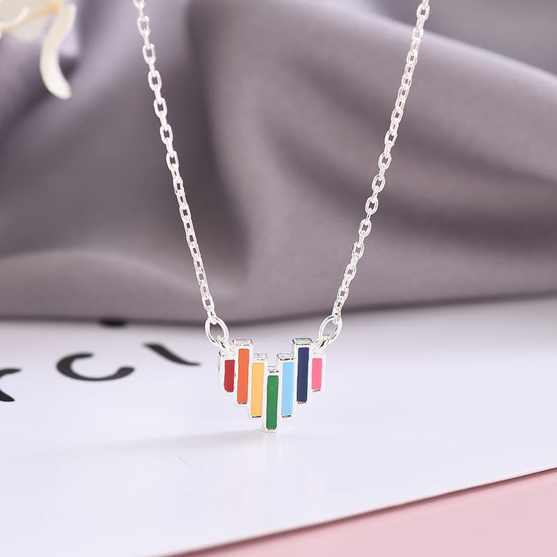 Colar Rainbow Love Feminino