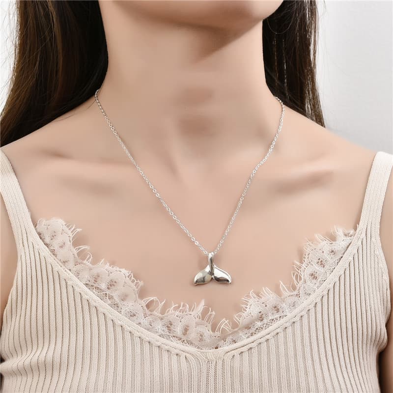 Colar com Pingente de Cauda de Sereia Feminino