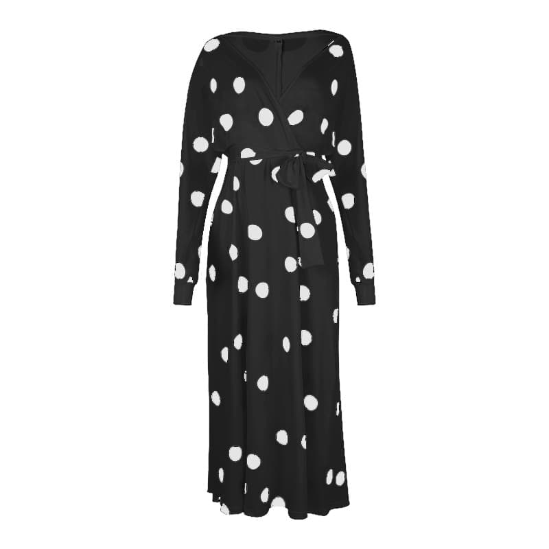 Vestido longo de manga comprida com estampa de bolinhas, decote em V e ombros à mostra. 7