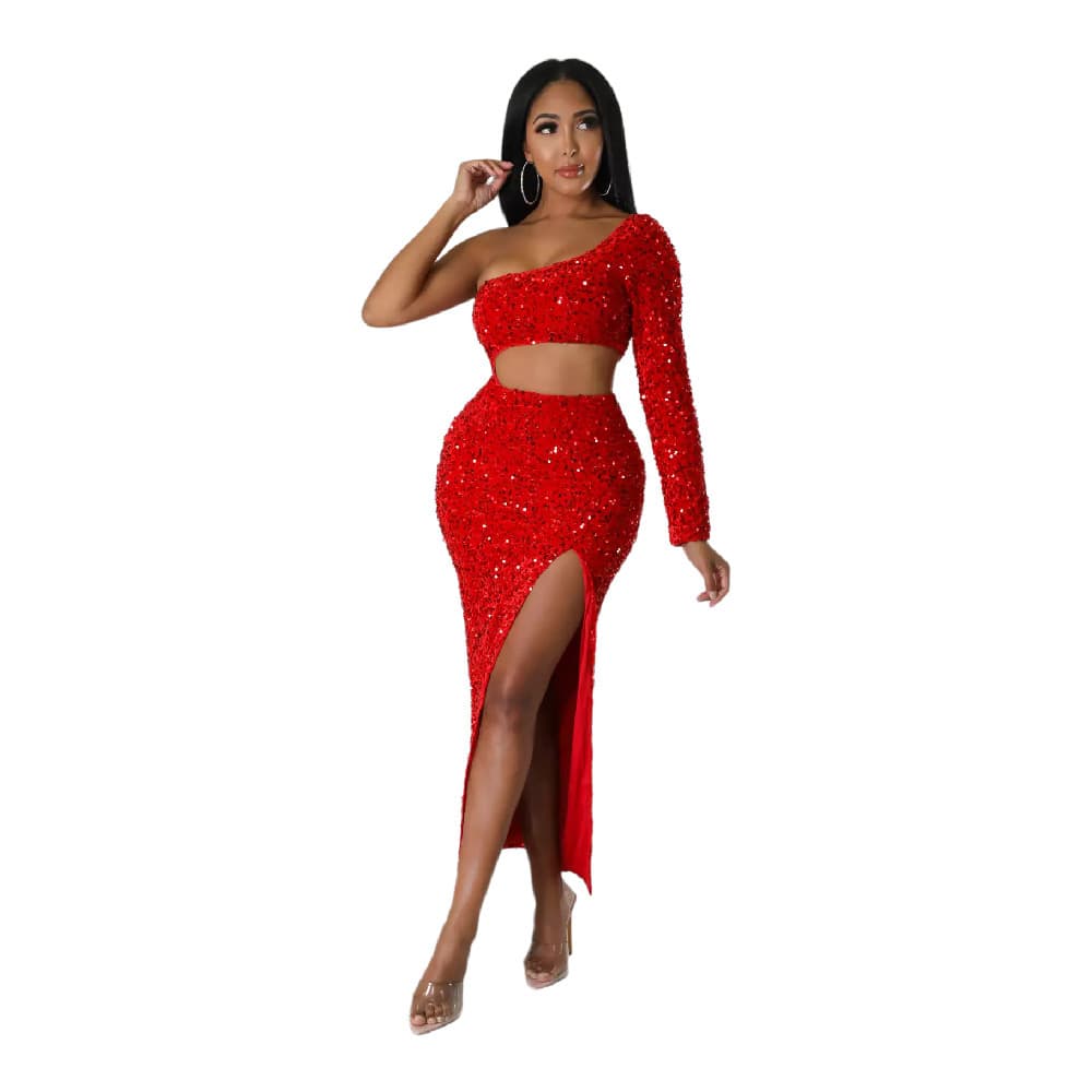 Vestido feminino sexy de um ombro só com lantejoulas, fenda no umbigo e modelagem que valoriza o quadril. 4