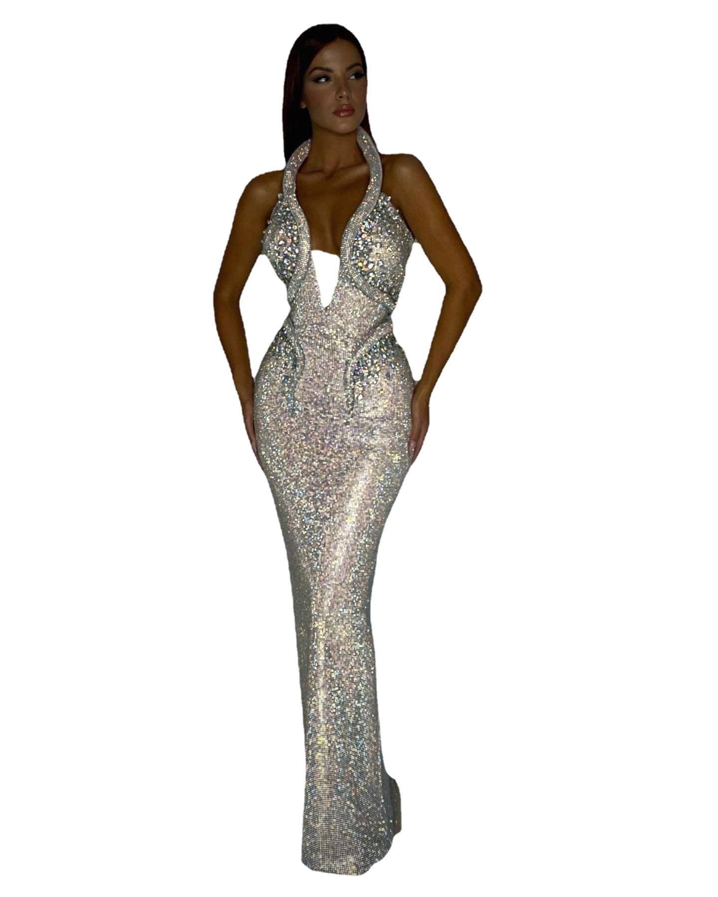 Vestido de festa modelo tubinho com cauda.