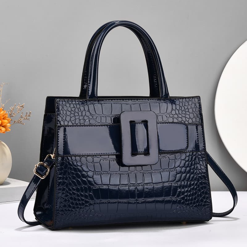 Bolsa feminina versátil e elegante com personalidade. 5