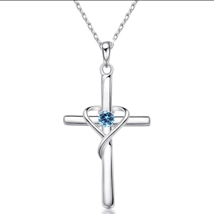 Colar Com Pingente De Cruz Em Formato De CoraçãO Cravejado De Diamantes, Perfeito Para A PáScoa.