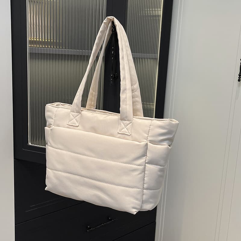 Bolsa versátil com bordado em linha para mulheres 6