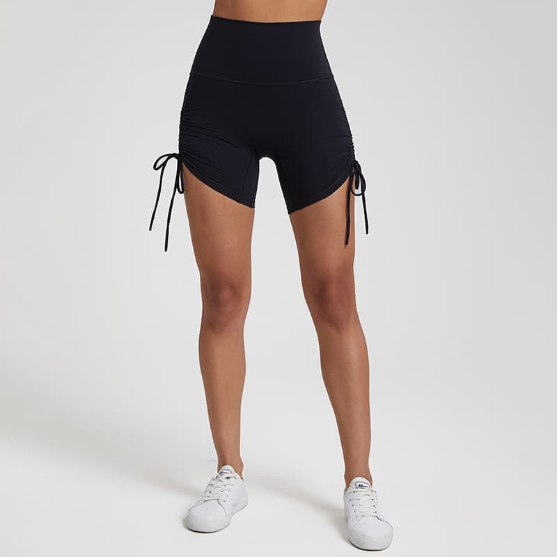 Shorts cintura alta.
