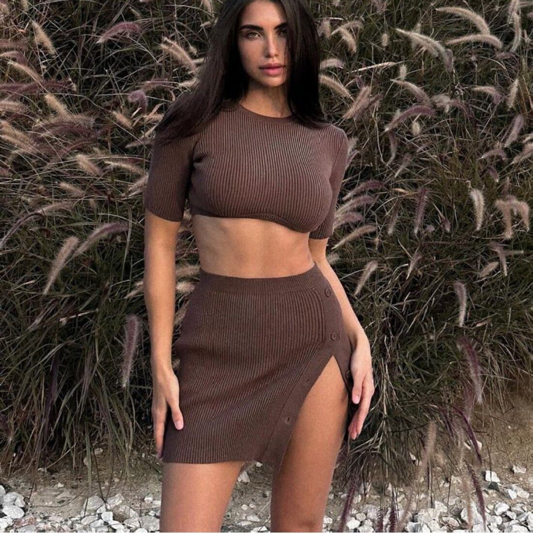 Blusa De Tricô Feminina Com Abertura Frontal E Botões. 3