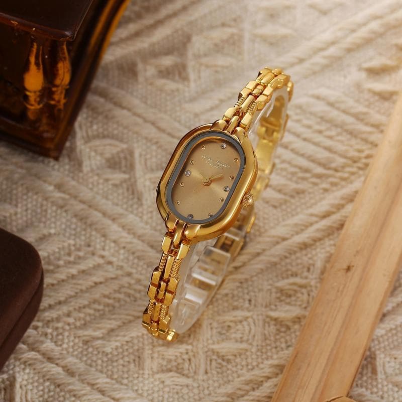 Relógio de pulso feminino à prova d'água com pulseira. 7