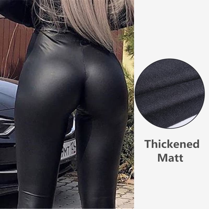 Calça feminina de couro sintético com cintura alta. 14