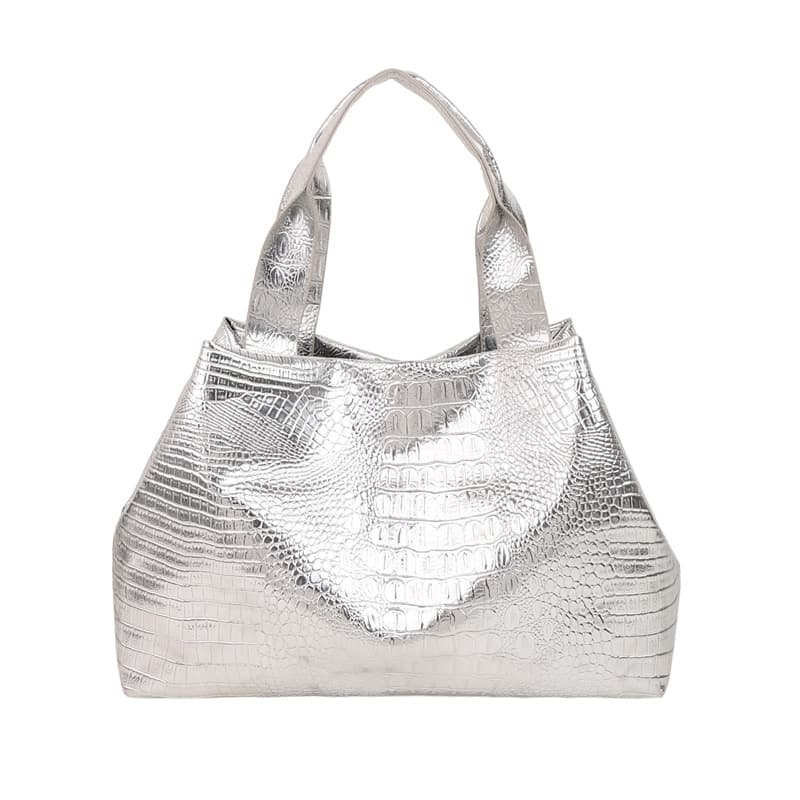 Bolsa feminina com estampa de crocodilo e textura sofisticada. 5