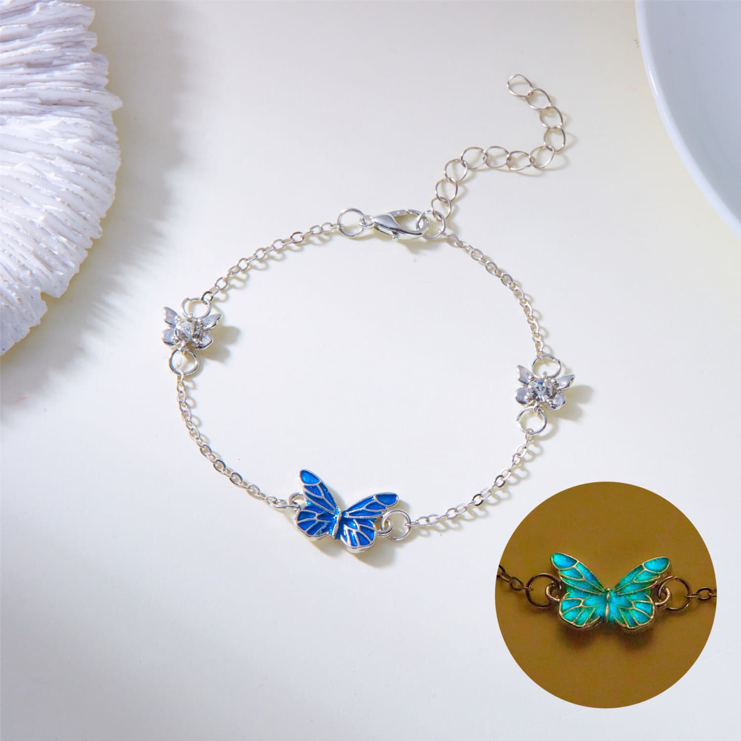 Pulseira de borboleta luminosa para mulheres 2