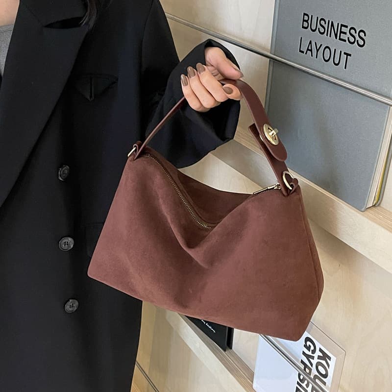 Bolsa  fosca Niche Underarm Feminina 3