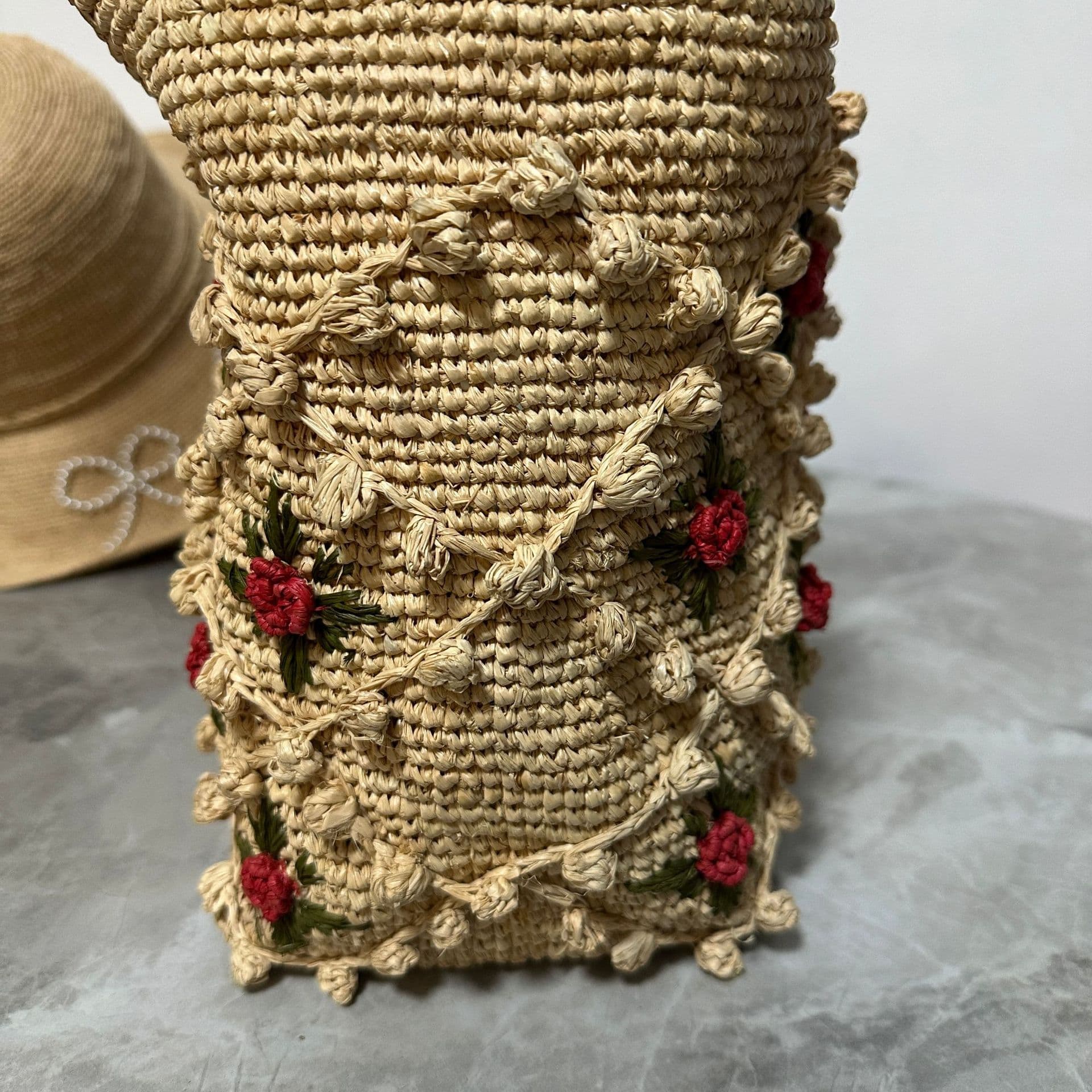 Bolsa De MãO Feminina Em RáFia Com Flor Rosa 3D 4