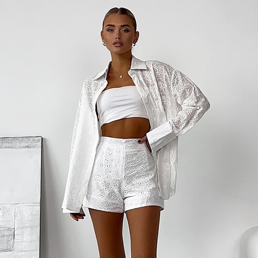 Conjunto feminino de duas peças com camisa e shorts em jacquard folgado