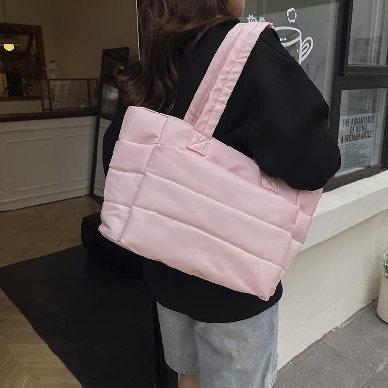 Bolsa versátil com bordado em linha para mulheres 3