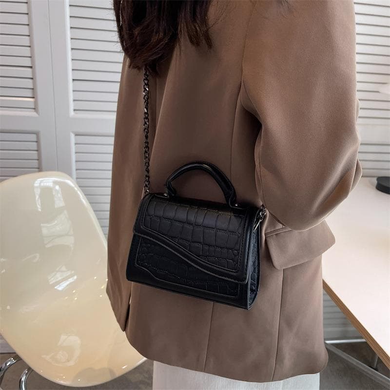 Bolsa Feminina Retrô Com Design Exclusivo.