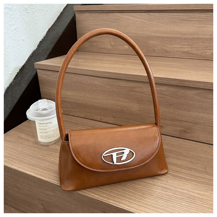 Nova bolsa feminina de PU da moda, para usar no ombro ou debaixo do braço. 5