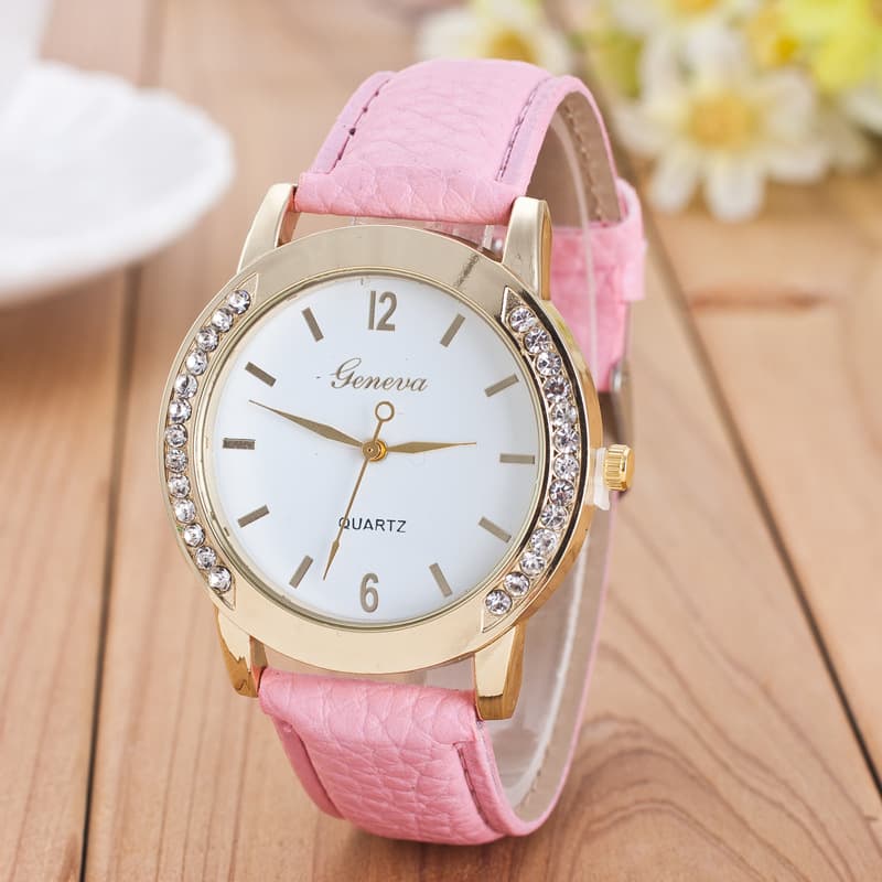 Relógio feminino Geneva Diamond Quartz. 12