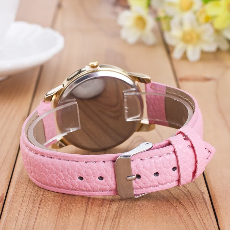 Relógio feminino Geneva Diamond Quartz. 10