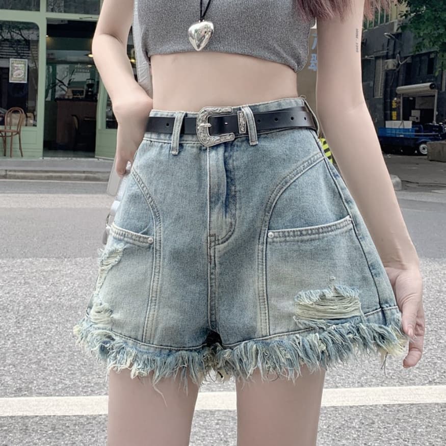 Shorts Jeans Rasgados, Pernas Largas, Barra Desfiada, Modela 5