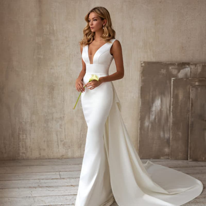 Sexy V-Neck Sem Mangas Tail Wedding Vestido Longo Vestido de