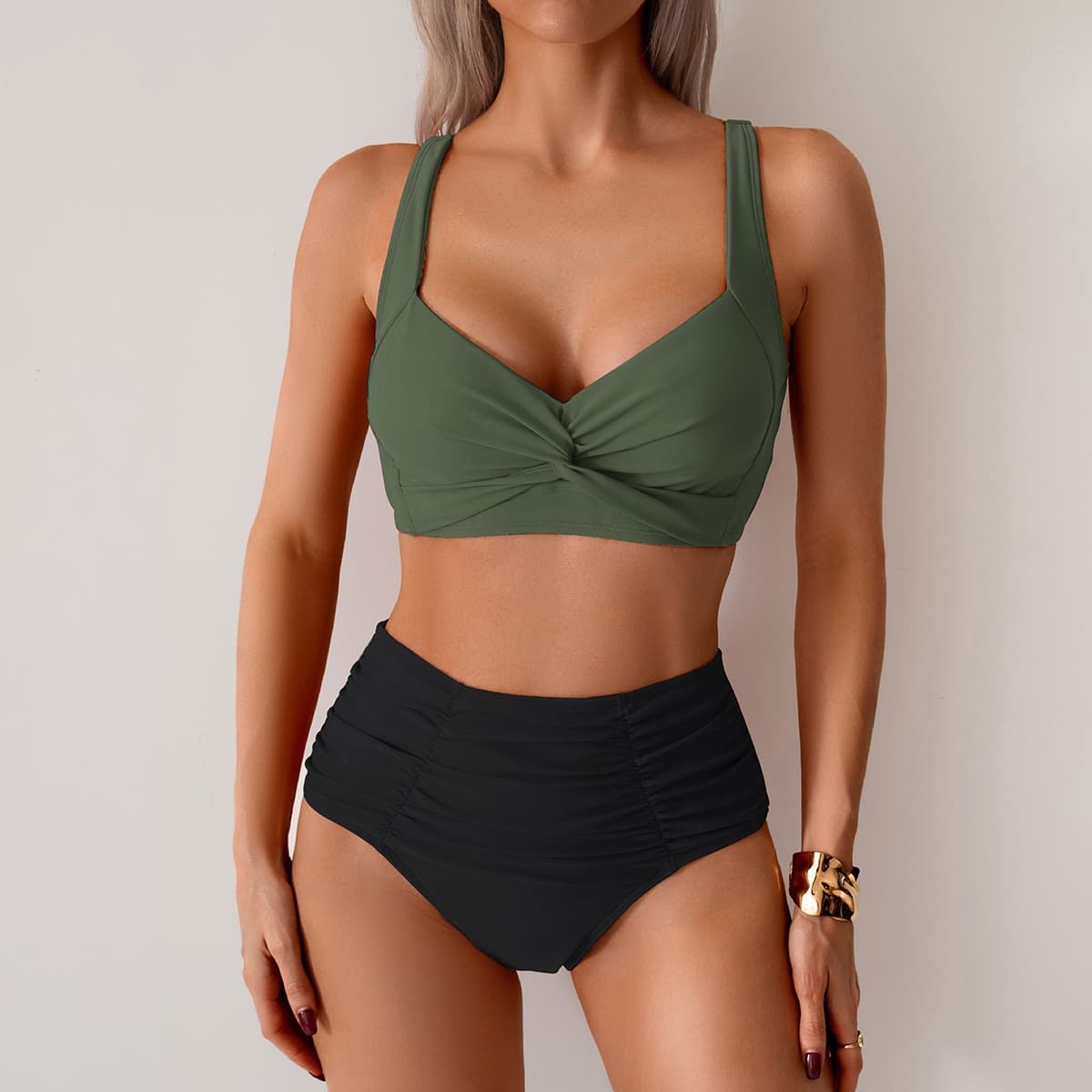 Maiô feminino sexy de cintura alta com fenda 2