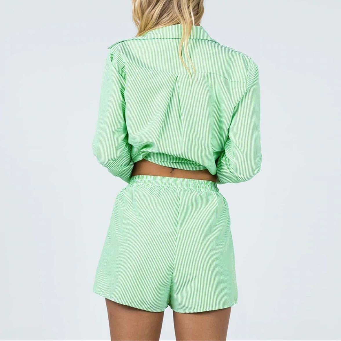 Conjunto de camisa e shorts 2